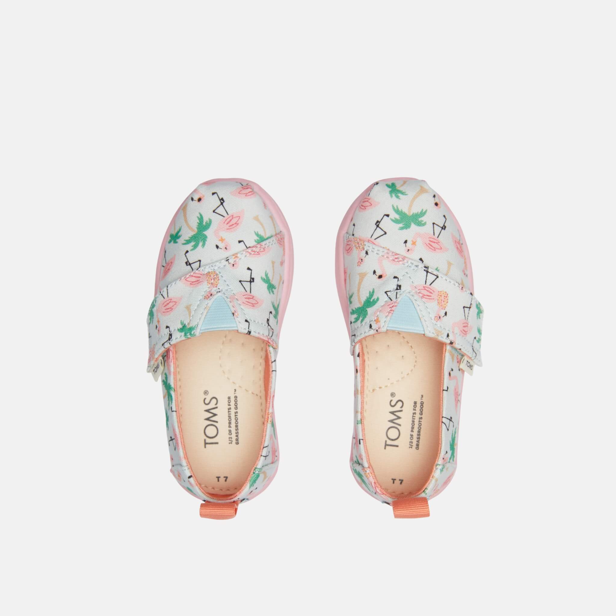 Detské espadrilky s plameniakmi TOMS Tiny Alpargata