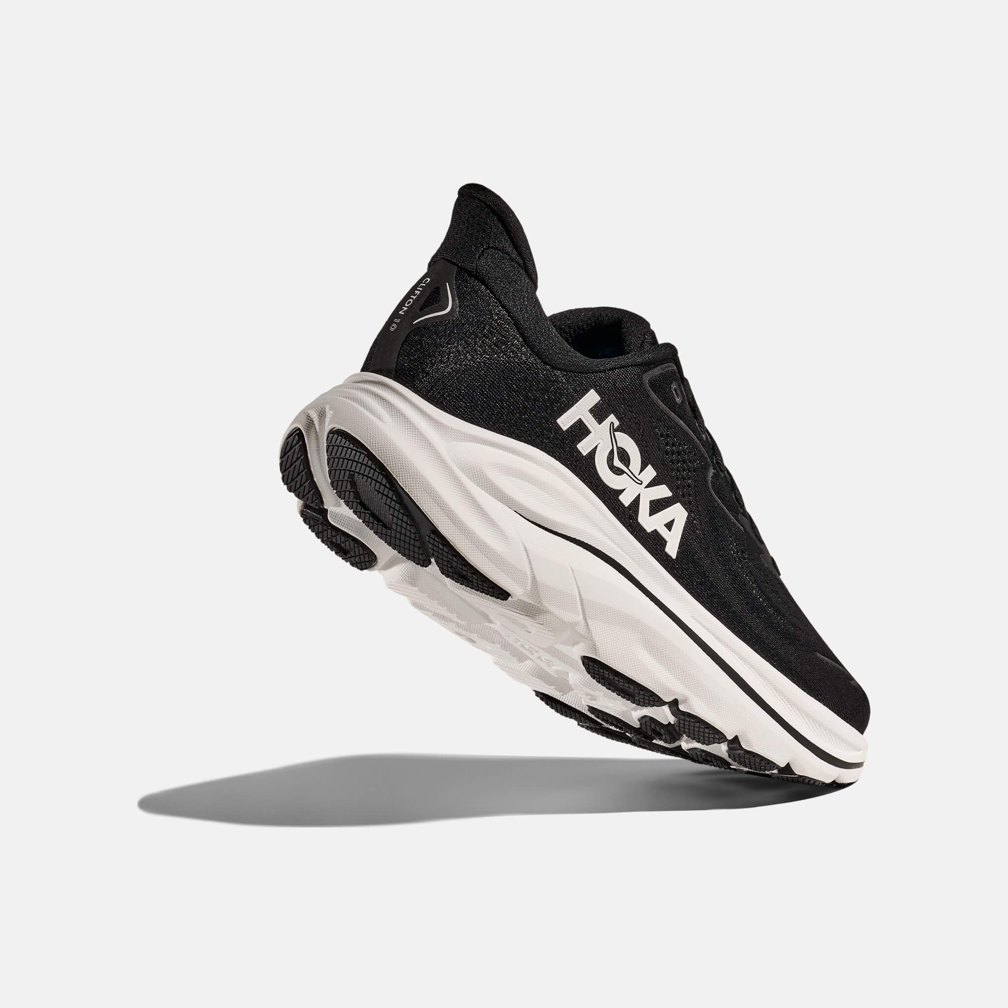 Dámske čierno-biele tenisky Hoka Clifton 10