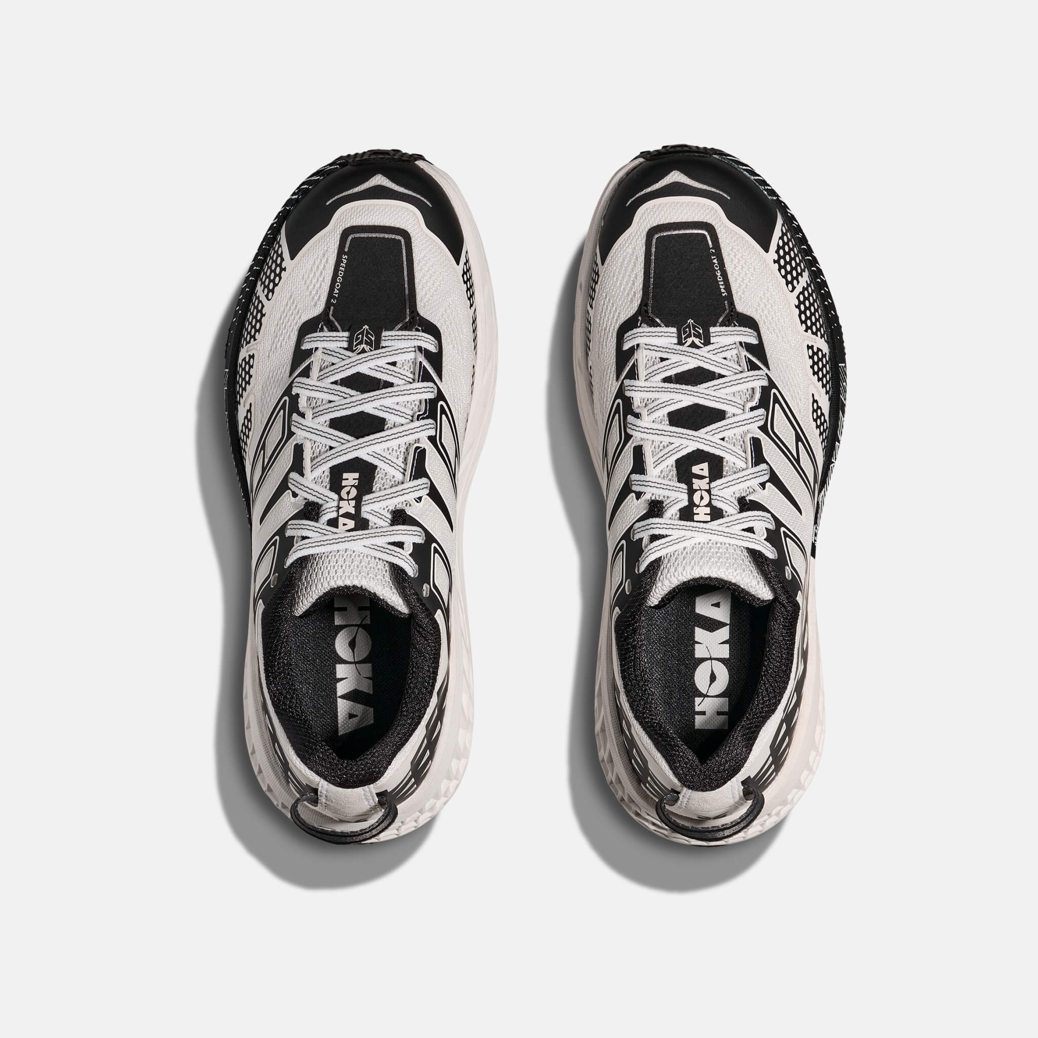 Unisex čierno-biele tenisky Hoka Speedgoat 2
