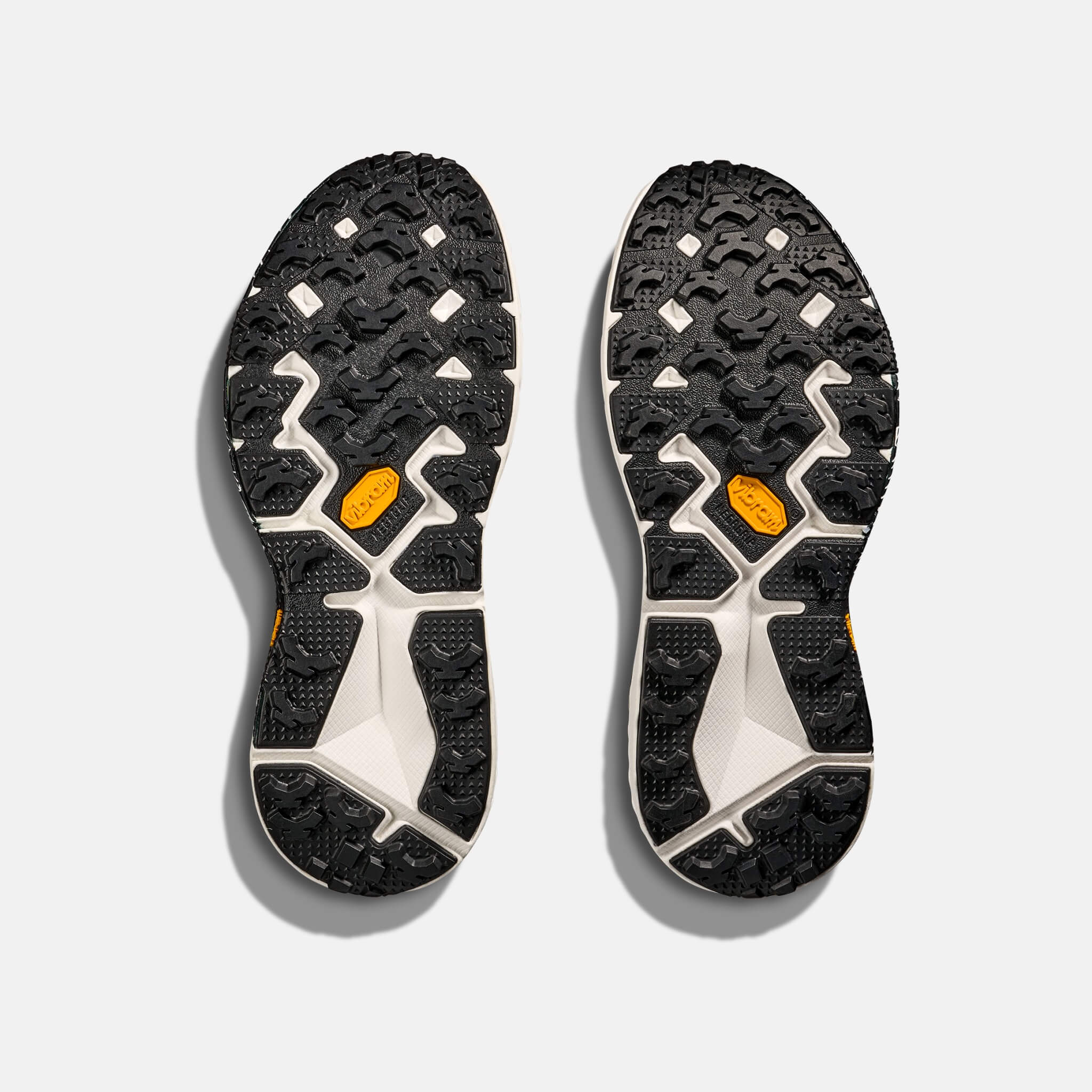 Unisex čierno-biele tenisky Hoka Speedgoat 2