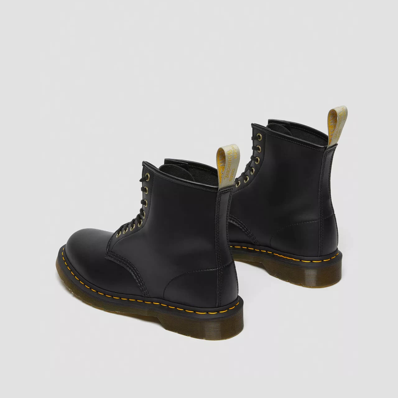 Čierne členkové topánky Dr. Martens 1460 Vegan