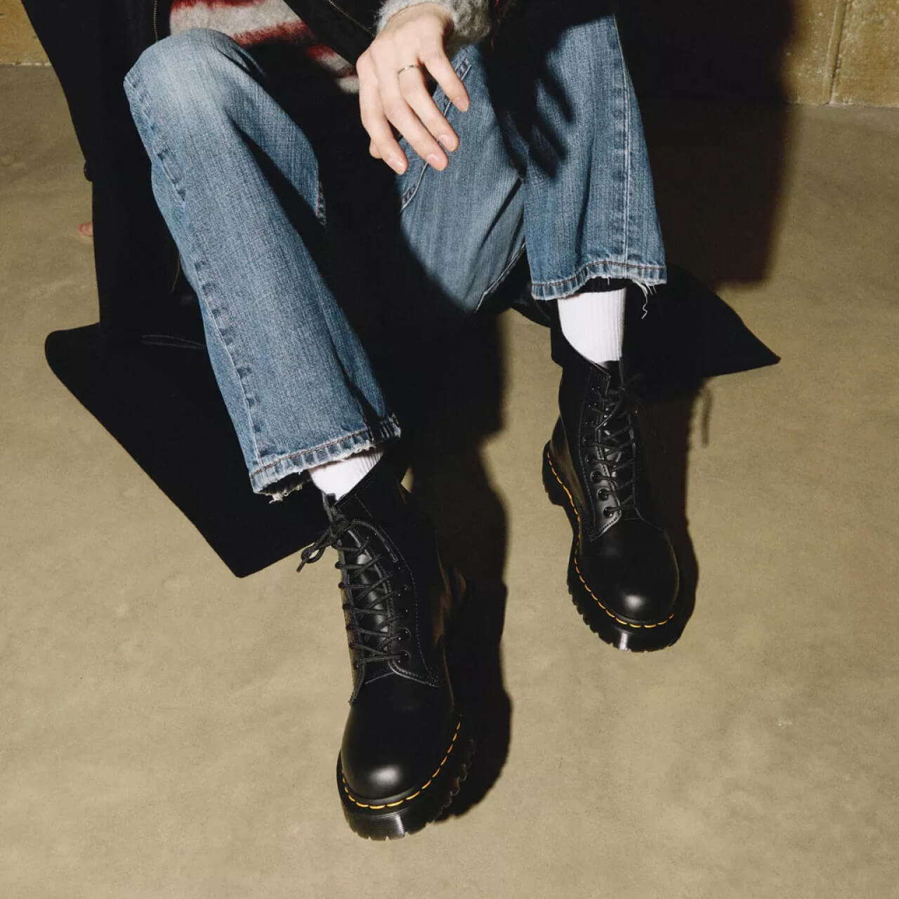 Čierne členkové topánky Dr. Martens 1460 Bex