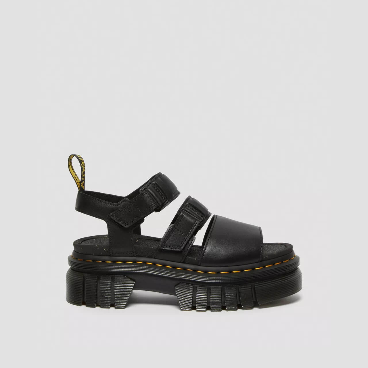 Dámske čierne sandále Dr. Martens Ricki 3-Strap