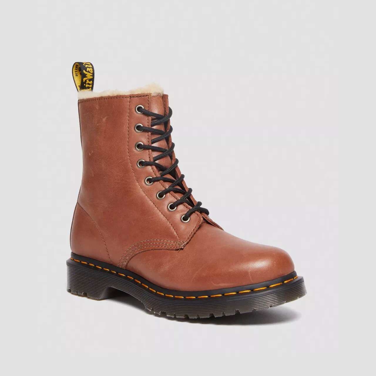 Dámske hnedé členkové topánky Dr. Martens 1460 Serena