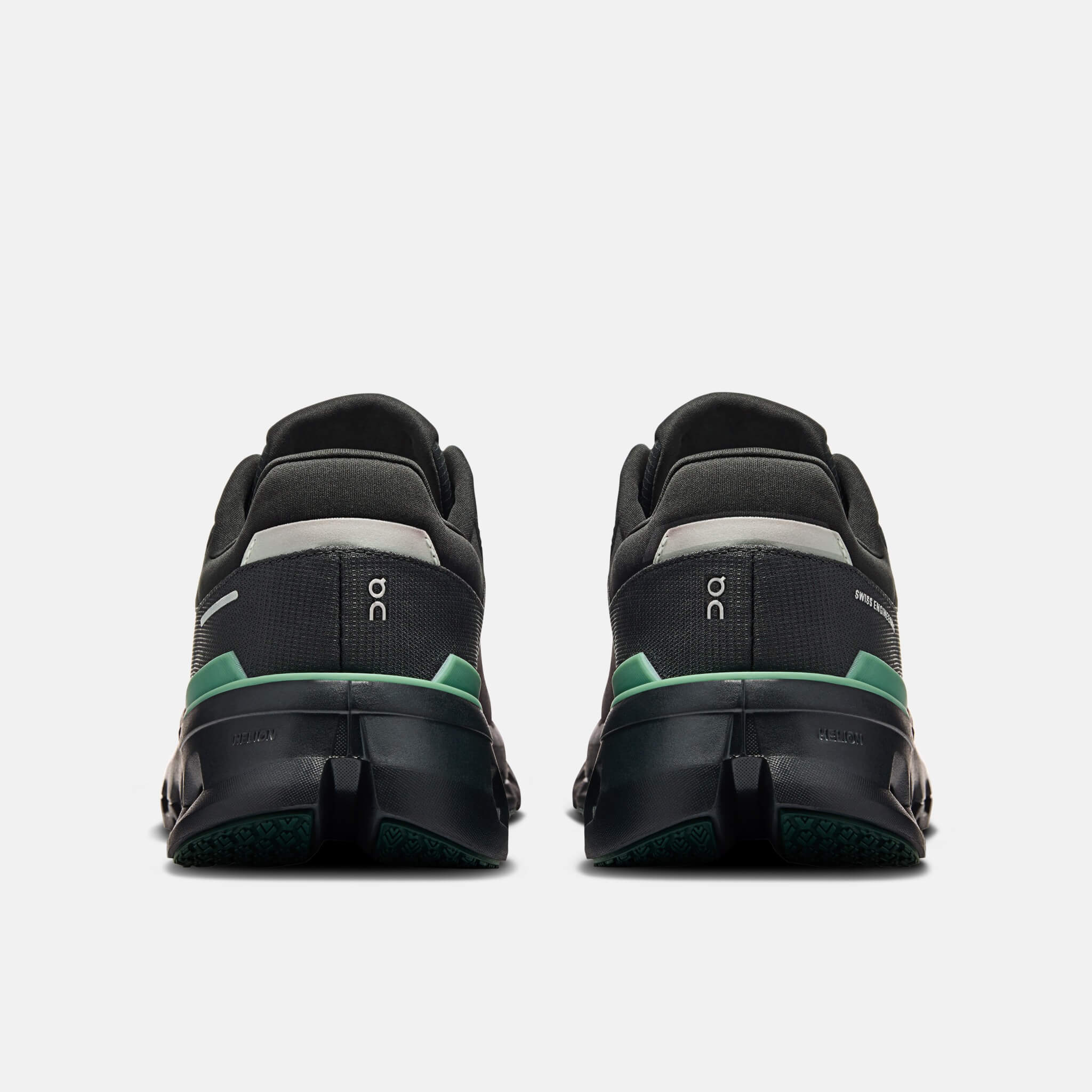 Pánske čierno-zelené bežecké tenisky On Cloudrunner 2 Waterproof