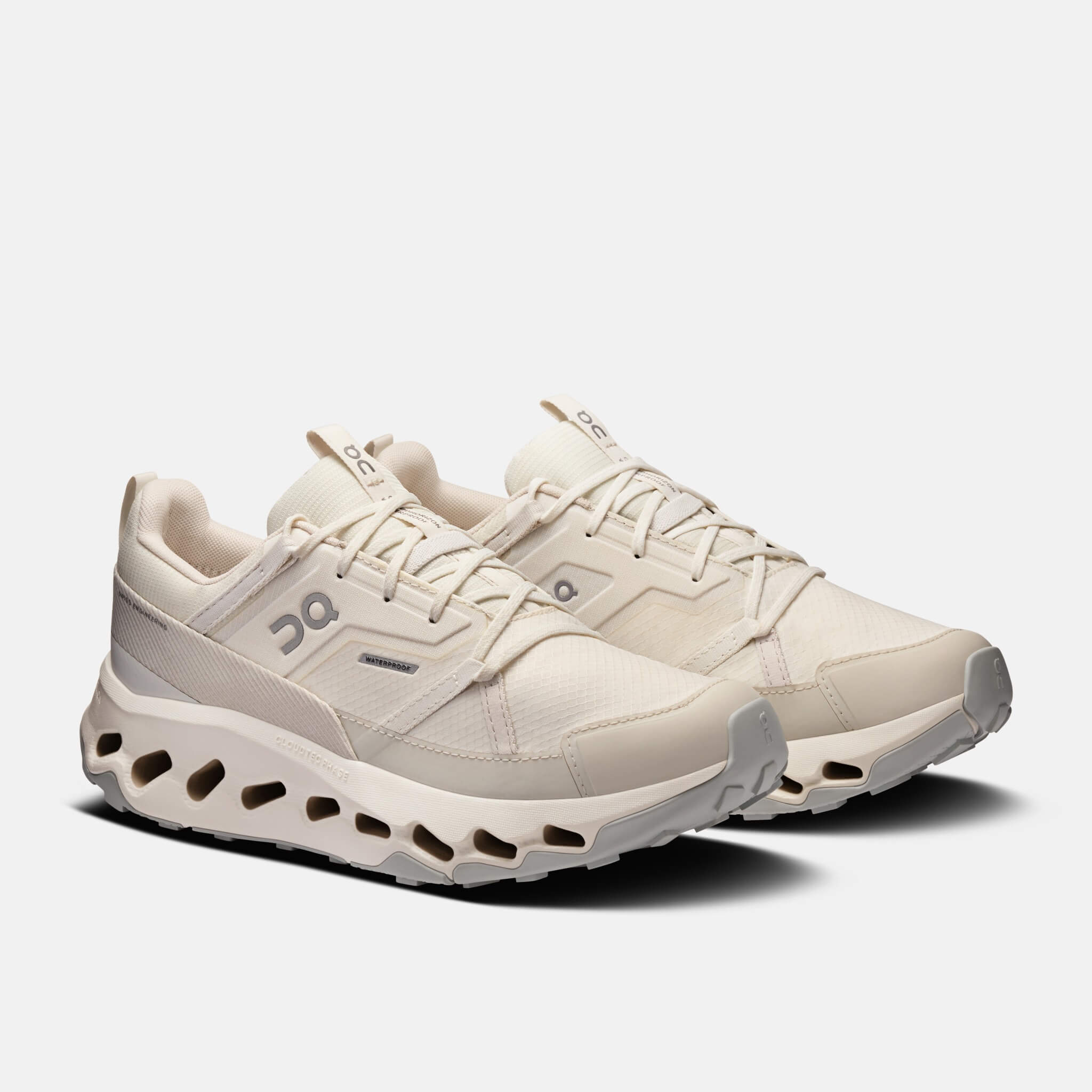 Dámske béžovo-biele outdoorové tenisky On Cloudhorizon WP