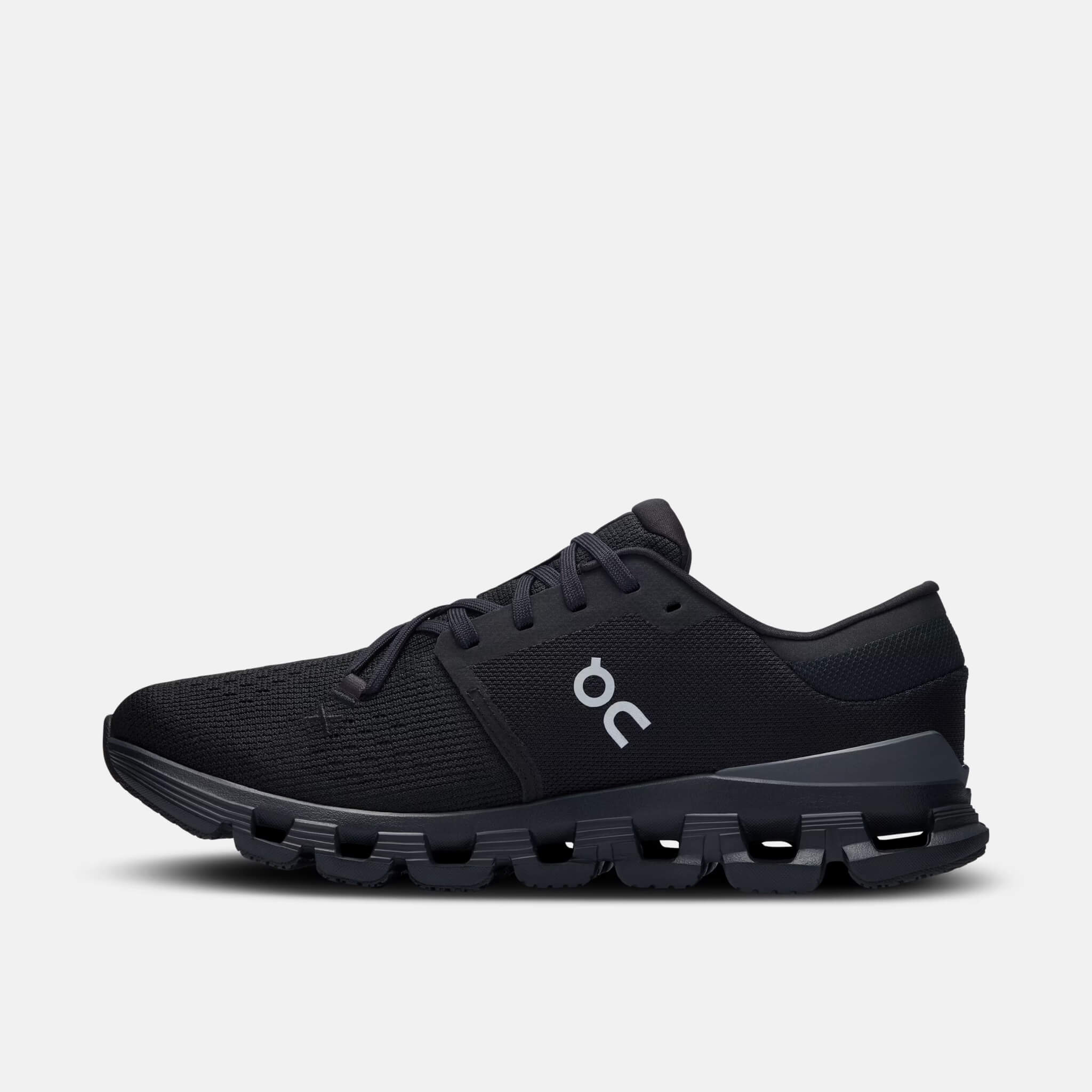 Dámske čierne tréningové tenisky On Cloud X 4