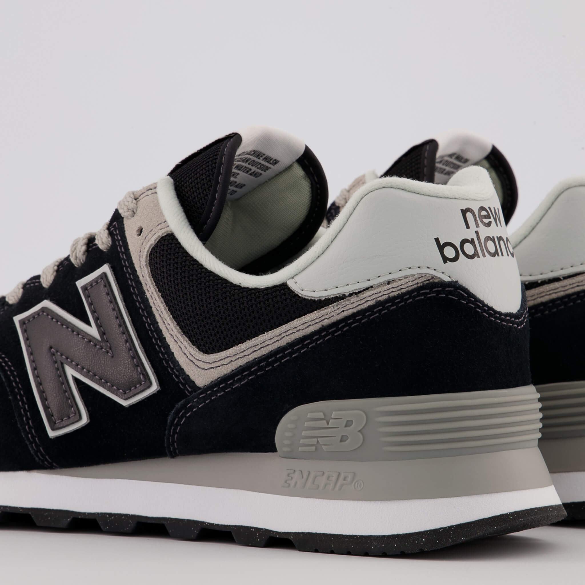 Pánske čierne voľnočasové tenisky New Balance ML574