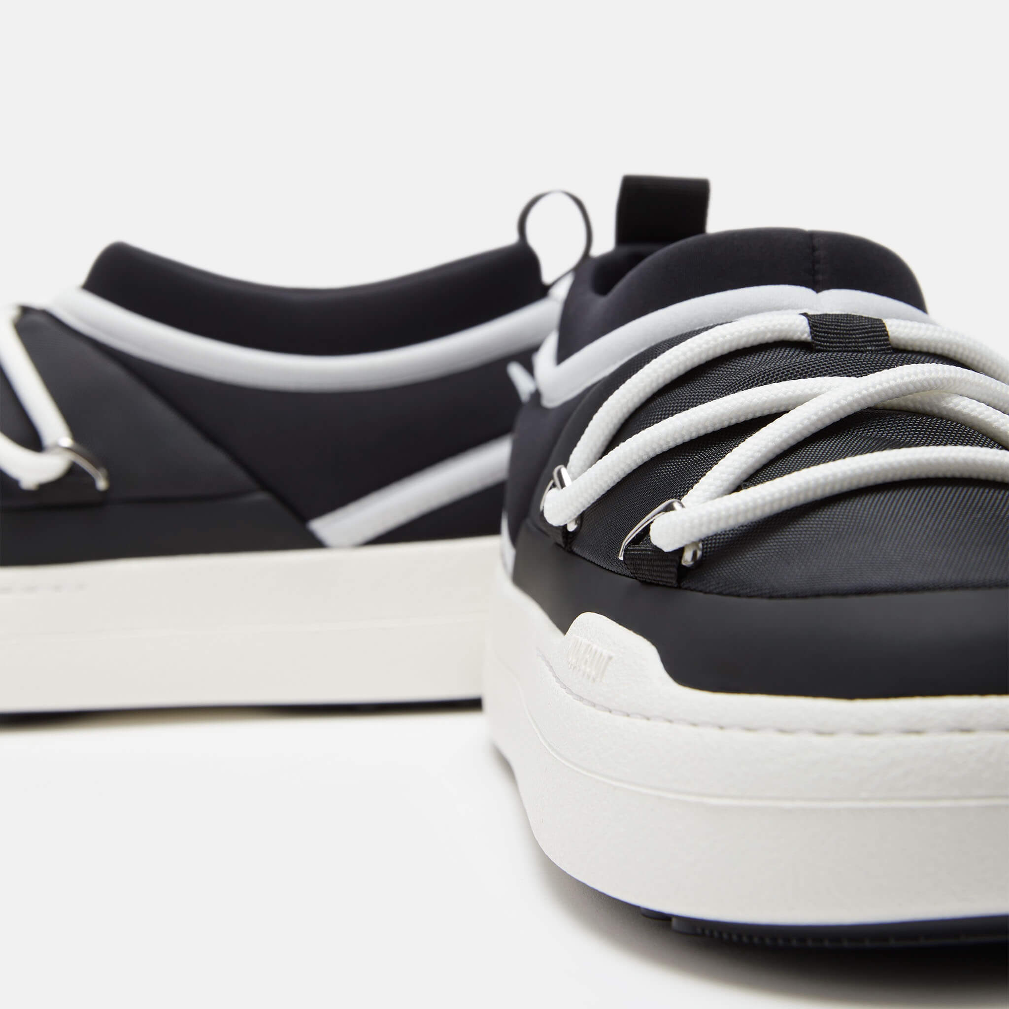 Dámske čierne slip-on Moon Boot Park Icon