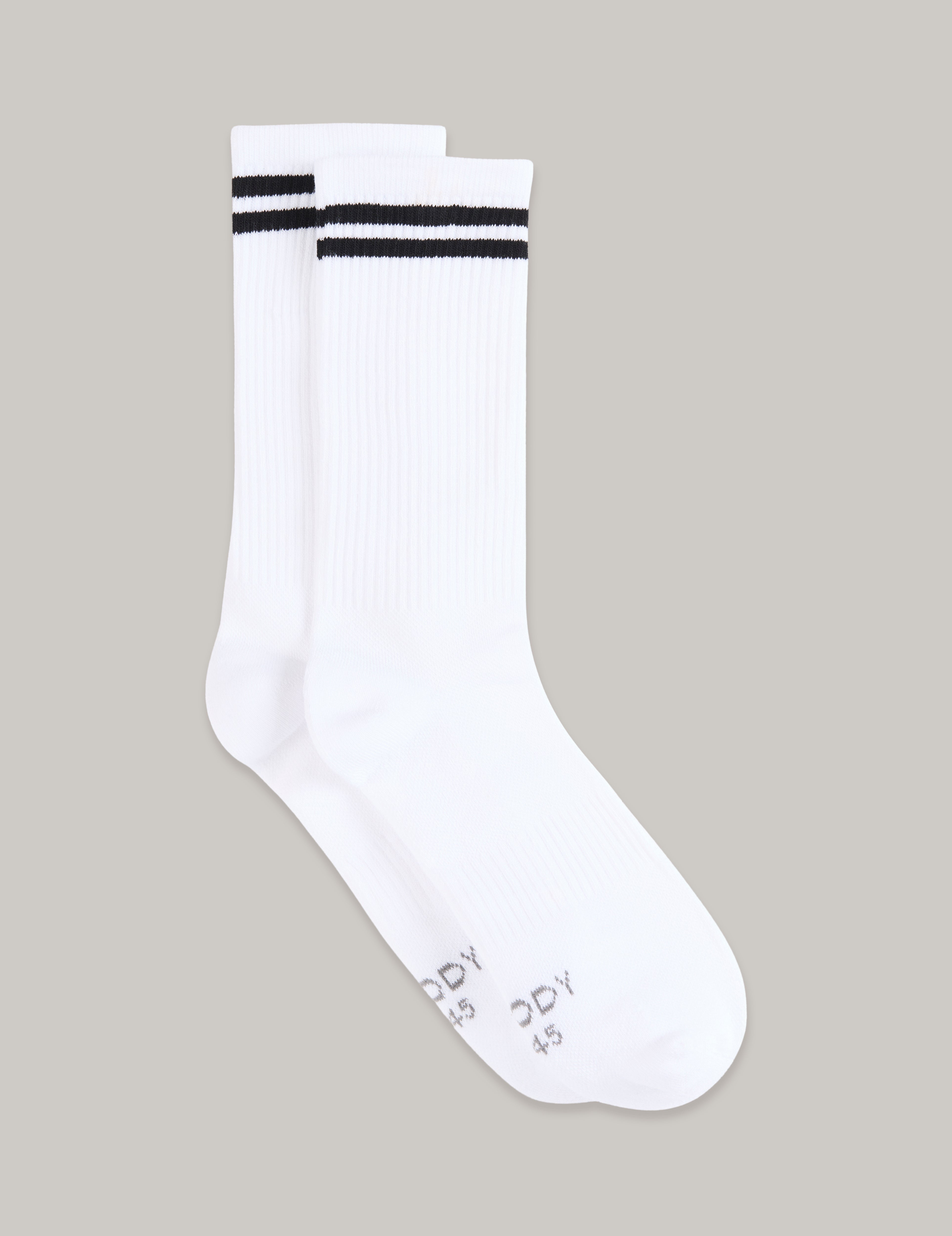 MSCMWB_01_BS068_WHT-BLK_Striped-Cushioned-Crew-Socks_WHITE-BLACK_Ghost.jpg