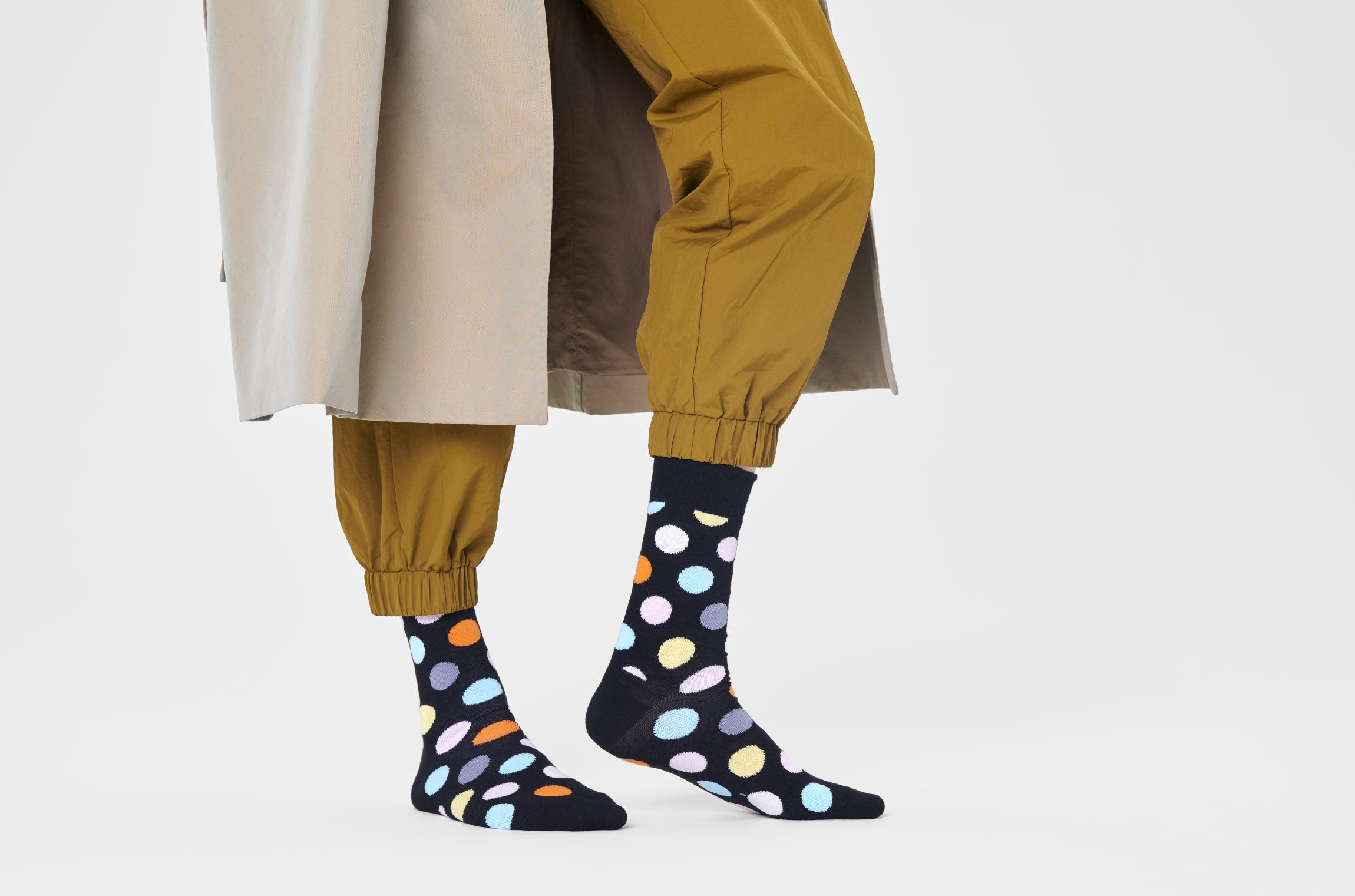 Čierne ponožky Happy Socks s bodkami, vzor Big Dot